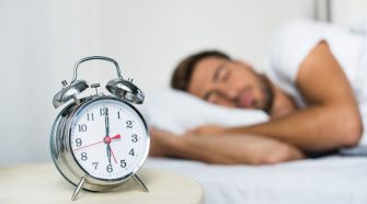 A importância de dormir mais de 6 horas por dia